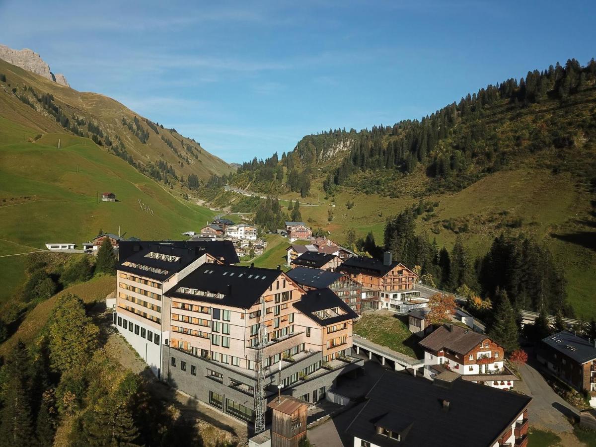Apartment In Schroecken Near The Ski Area エクステリア 写真
